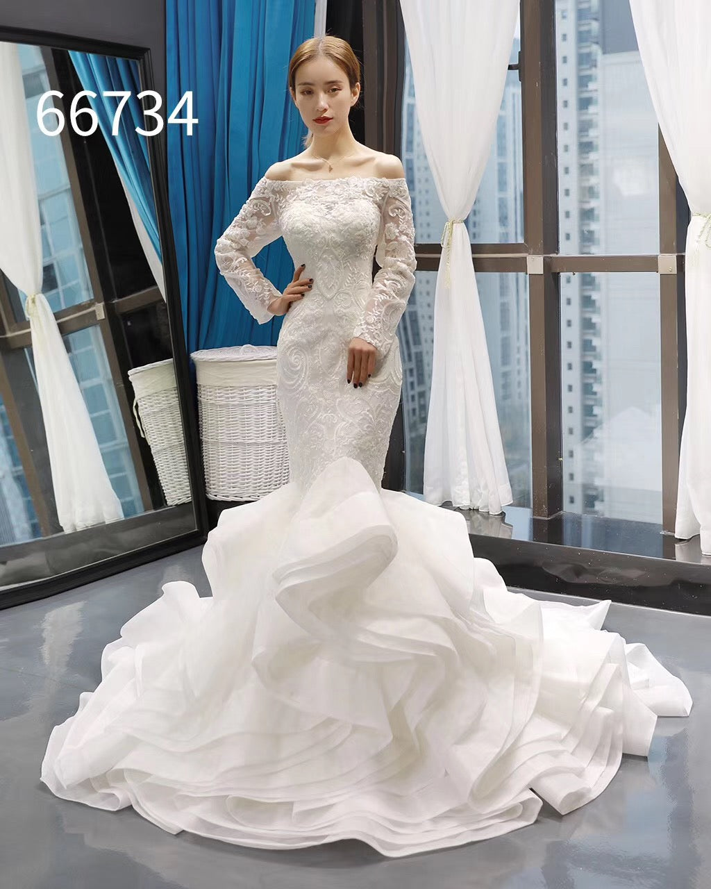 Elegant Off-shoulder Mermaid Tail Luxurious Wedding Dress 50cm / White / L Elegant Off-shoulder Mermaid Tail Luxurious Wedding Dress 50cm / White / L