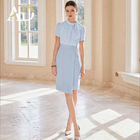 Elegant Bow-Tie Sheath Dress