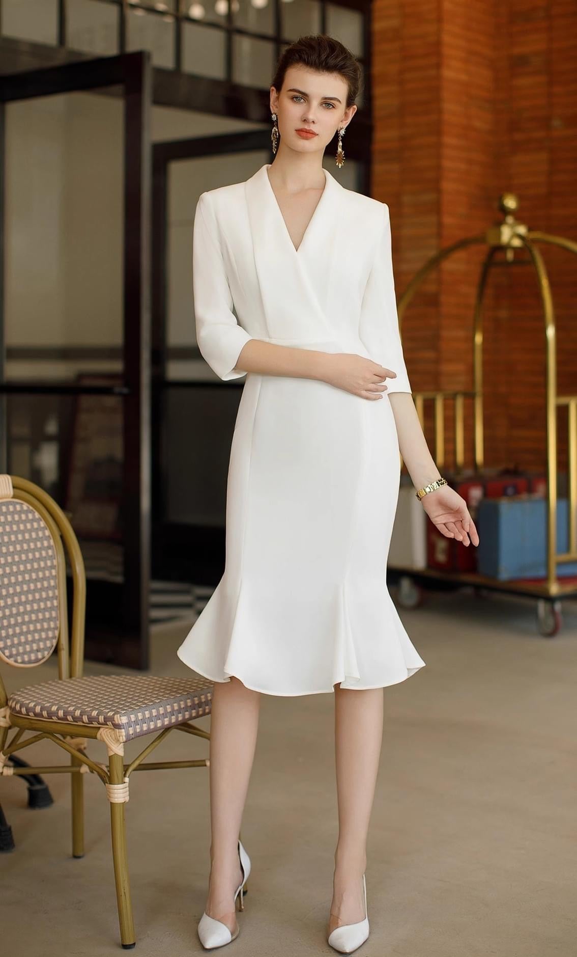 ivory fishtail dress Coast Women's Dramatic Bow Ponte Fishtail Wedding Dress in Ivory | Size: 8