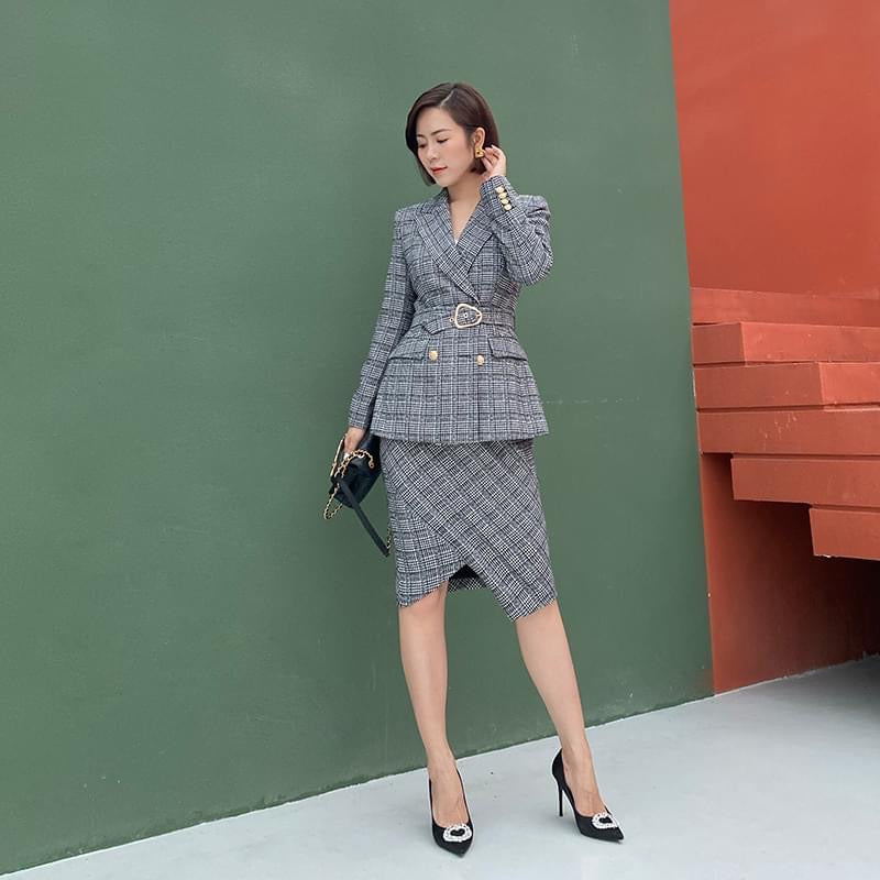 Gray Belted V-Neck Skirt suits - FashionByTeresa