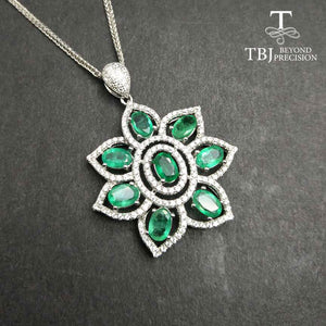 Natural 4ct Zambia Emerald Pendant Necklace - FashionByTeresa